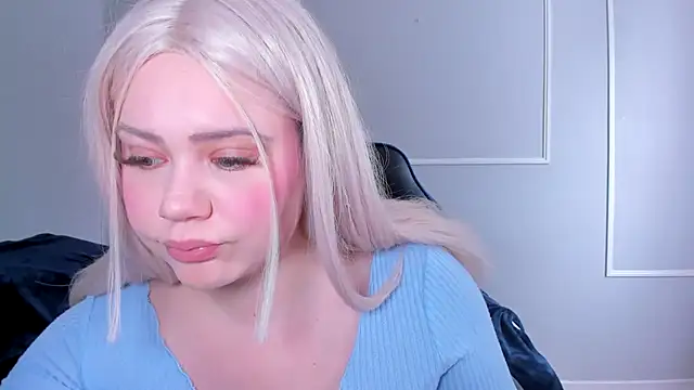 Snapshot of _leana_ chatting on 03/05/25, 02:34 leana online show from 03/05/25, 02:34