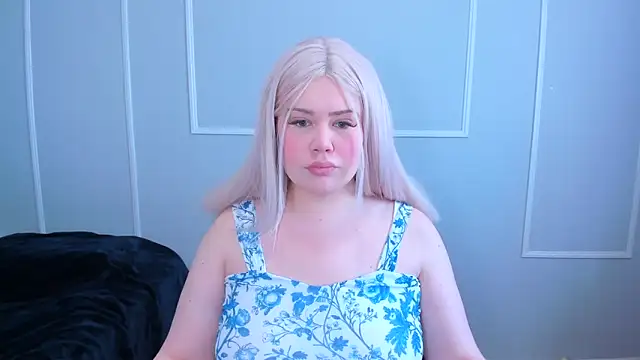 Snapshot of _leana_ chatting on 02/12/26, 05:19 leana online show from 02/12/26, 05:19