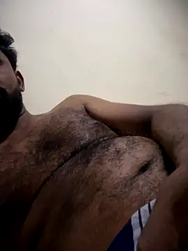 Snapshot of Rishwithr chatting on 09/11/25, 04:07 Rishwithr online show from 09/11/25, 04:07