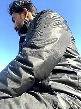 Snapshot of Rishwithr chatting on 09/30/25, 02:16 Rishwithr online show from 09/30/25, 02:16