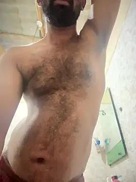 Snapshot of Rishwithr chatting on 09/30/25, 03:28 Rishwithr online show from 09/30/25, 03:28