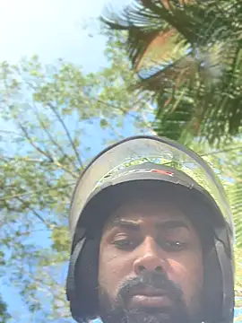 Snapshot of Rishwithr chatting on 10/09/25, 02:09 Rishwithr online show from 10/09/25, 02:09