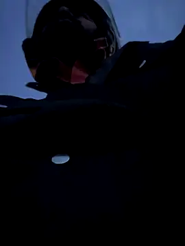 Snapshot of Rishwithr chatting on 10/16/25, 12:39 Rishwithr online show from 10/16/25, 12:39