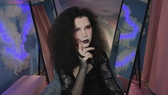 Snapshot of DamienLake chatting on 04/06/26, 09:05 DamienLake online show from 04/06/26, 09:05