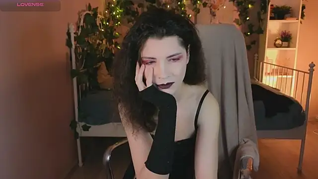 Snapshot of DamienLake chatting on 04/14/26, 11:22 DamienLake online show from 04/14/26, 11:22