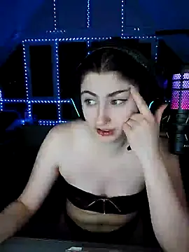 Gamergirl-Linela online show from 02/07/25, 06:13