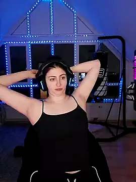 Gamergirl-Linela online show from 02/12/25, 06:09