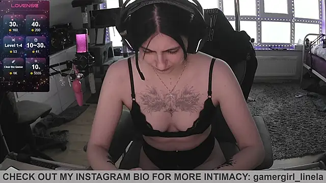 Snapshot of Gamergirl-Linela chatting on 06/19/26, 03:55 Gamergirl-Linela online show from 06/19/26, 03:55