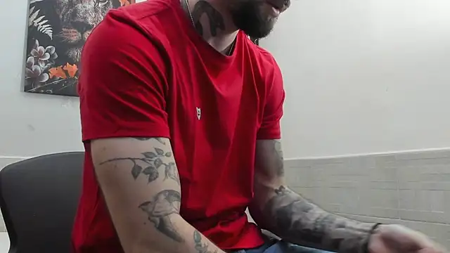 Luke davis01 online show from 02/17/25, 12:59