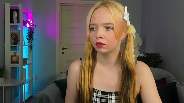 Snapshot of Bellla_Murrr chatting on 02/10/25, 08:53 Bellla Murrr online show from 02/10/25, 08:53