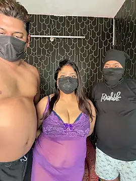 Snapshot of busy_kolkata chatting on 03/22/26, 04:49 busy kolkata online show from 03/22/26, 04:49