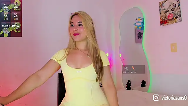 Vickyallien online show from 09/29/25, 04:01