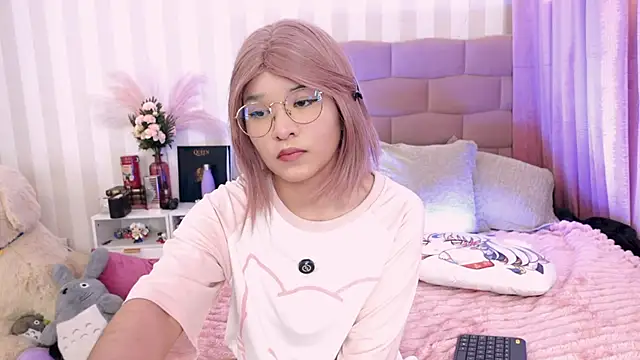 Snapshot of NataliaNovak chatting on 03/23/26, 03:38 NataliaNovak online show from 03/23/26, 03:38