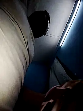 Snapshot of simrun70 chatting on 04/01/26, 12:22 simrun70 online show from 04/01/26, 12:22