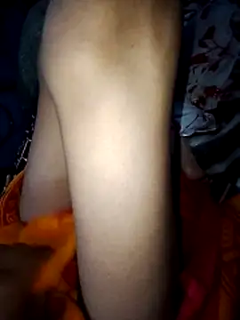 Snapshot of simrun70 chatting on 04/13/26, 11:54 simrun70 online show from 04/13/26, 11:54