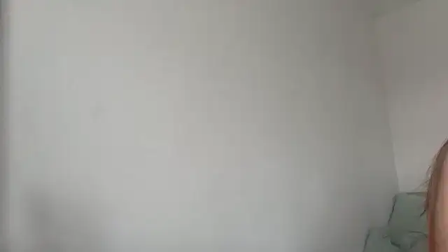 Snapshot of skyejde chatting on 09/14/25, 10:58 skyejde online show from 09/14/25, 10:58