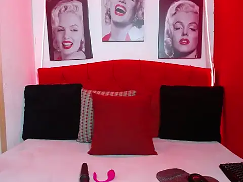 Tiana Ebony18 online show from 02/12/26, 12:00