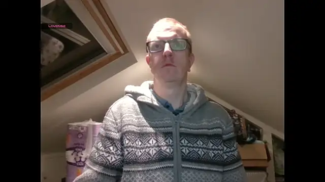 Snapshot of AdmiredThirty chatting on 02/15/25, 09:37 AdmiredThirty online show from 02/15/25, 09:37