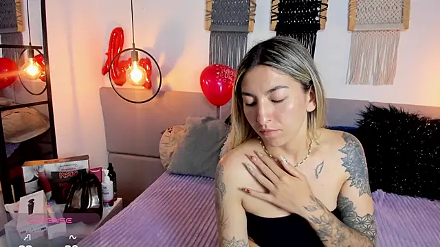 Adisson kyler online show from 02/18/25, 09:42