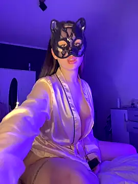 Daria-maus24 online show from 10/18/25, 08:20