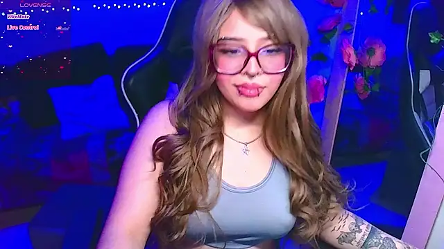 Snapshot of BunnyLilith_ chatting on 02/25/26, 01:04 BunnyLilith online show from 02/25/26, 01:04