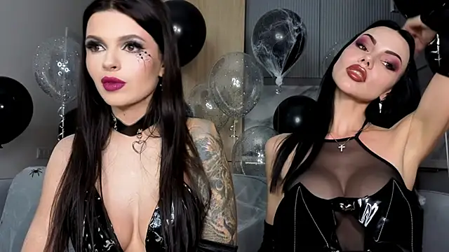 AmyLeeplay online show from 10/31/25, 03:35