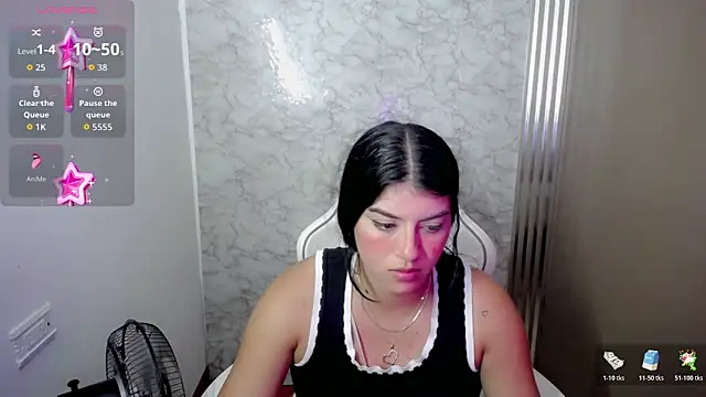 hello kityy25 online show from 02/18/26, 02:40