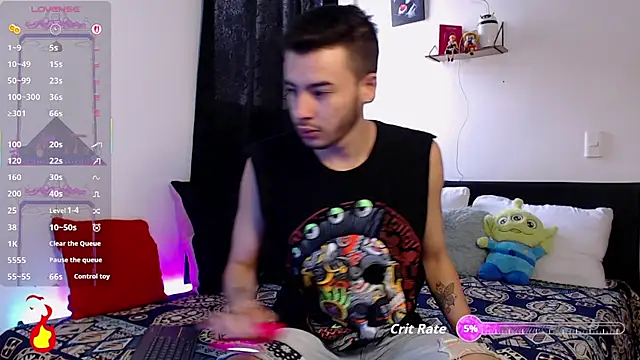 Snapshot of kyle_clint07 chatting on 12/18/25, 03:18 kyle clint07 online show from 12/18/25, 03:18