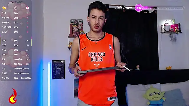 Snapshot of kyle_clint07 chatting on 03/04/26, 10:27 kyle clint07 online show from 03/04/26, 10:27