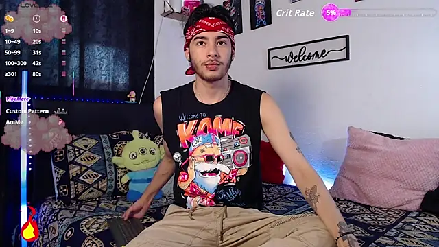 Snapshot of kyle_clint07 chatting on 03/13/26, 05:30 kyle clint07 online show from 03/13/26, 05:30