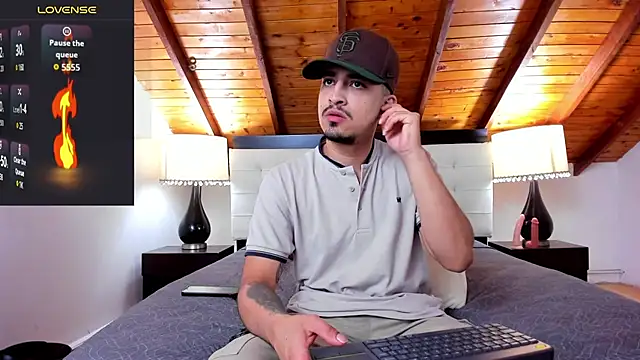 Snapshot of Sebastian_Berne chatting on 11/05/25, 06:30 Sebastian Berne online show from 11/05/25, 06:30