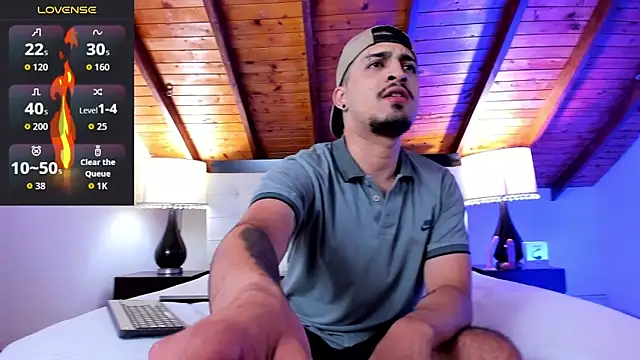 Snapshot of Sebastian_Berne chatting on 11/26/25, 07:04 Sebastian Berne online show from 11/26/25, 07:04