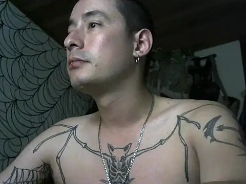 Snapshot of vampireathome chatting on 04/28/26, 06:07 vampireathome online show from 04/28/26, 06:07