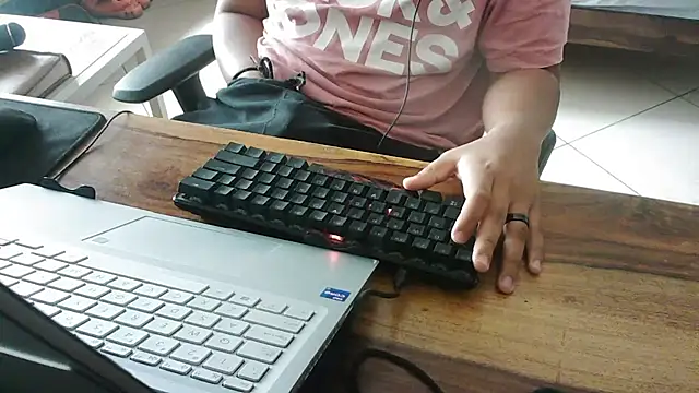 optimalperformance7093 online show from 01/13/26, 07:46