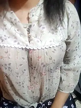 Your cutiepie  online show from 02/21/25, 10:07