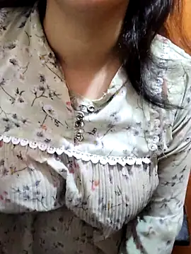 Your cutiepie  online show from 02/28/25, 11:23