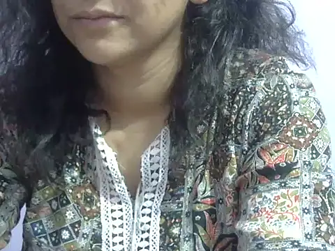 Snapshot of Your_cutiepie_ chatting on 03/18/26, 04:37 Your cutiepie online show from 03/18/26, 04:37