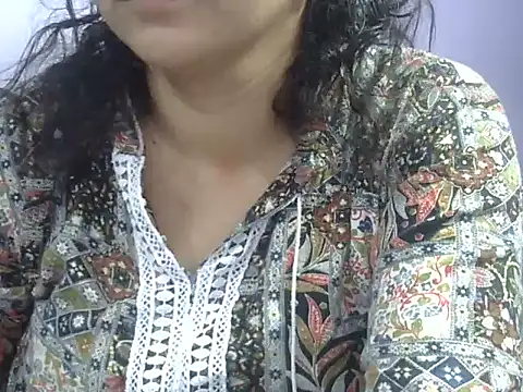 Snapshot of Your_cutiepie_ chatting on 03/25/26, 03:29 Your cutiepie online show from 03/25/26, 03:29