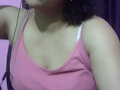 Snapshot of Your_cutiepie_ chatting on 06/12/26, 03:00 Your cutiepie online show from 06/12/26, 03:00