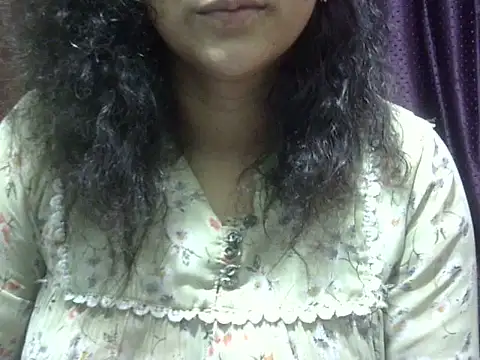 Snapshot of Your_cutiepie_ chatting on 06/13/26, 06:28 Your cutiepie online show from 06/13/26, 06:28