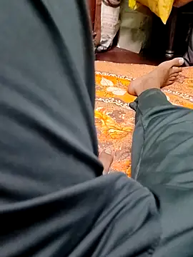 Snapshot of Yashkumar_0697 chatting on 02/13/25, 08:13 Yashkumar 0697 online show from 02/13/25, 08:13