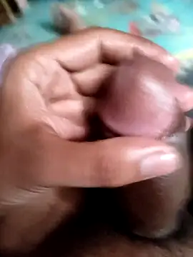 Snapshot of Yashkumar_0697 chatting on 02/17/25, 09:24 Yashkumar 0697 online show from 02/17/25, 09:24