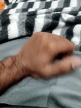 Snapshot of Yashkumar_0697 chatting on 02/20/25, 07:30 Yashkumar 0697 online show from 02/20/25, 07:30