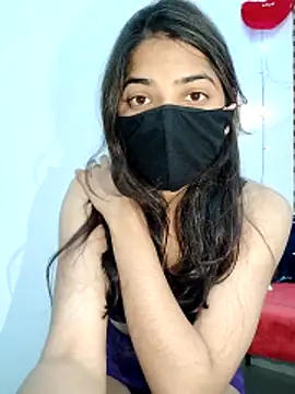 Snapshot of shnaz_1 chatting on 03/12/26, 05:35 shnaz 1 online show from 03/12/26, 05:35