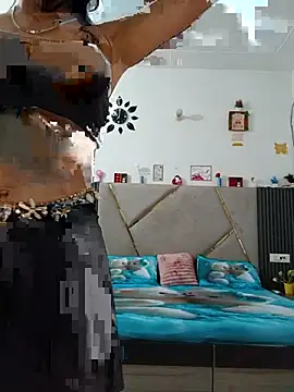 Snapshot of shnaz_1 chatting on 07/19/26, 02:26 shnaz 1 online show from 07/19/26, 02:26