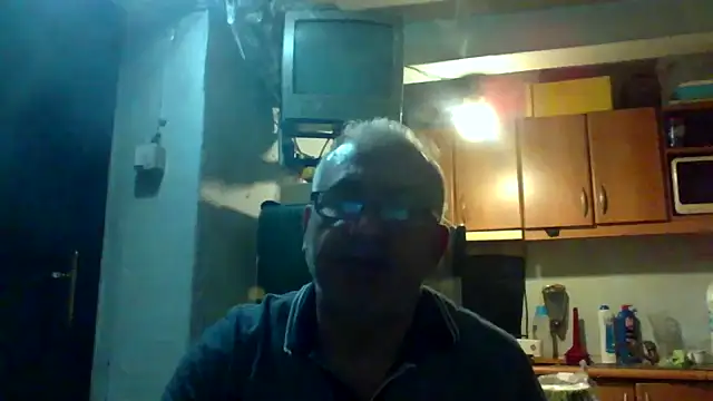 Snapshot of murat7888 chatting on 04/13/26, 03:34 murat7888 online show from 04/13/26, 03:34