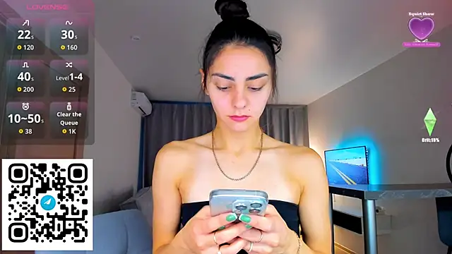 EmiliaZen online show from 10/09/25, 02:37