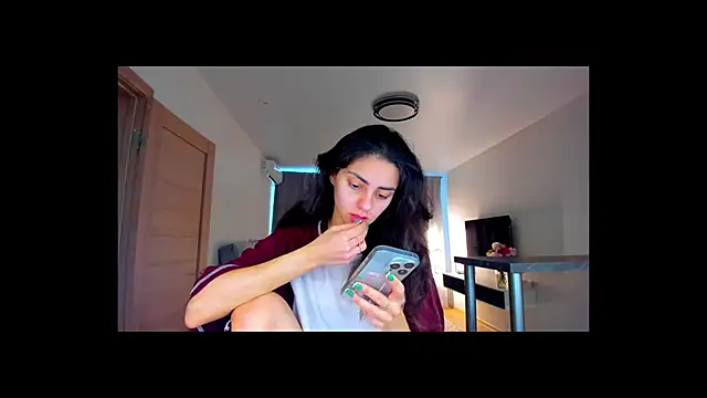 EmiliaZen online show from 10/14/25, 01:23