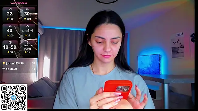 Snapshot of EmiliaZen chatting on 04/21/26, 02:51 EmiliaZen online show from 04/21/26, 02:51