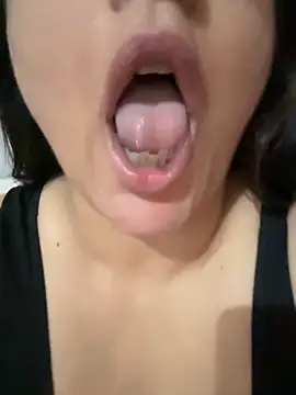 daianaspencer online show from 09/24/25, 07:23